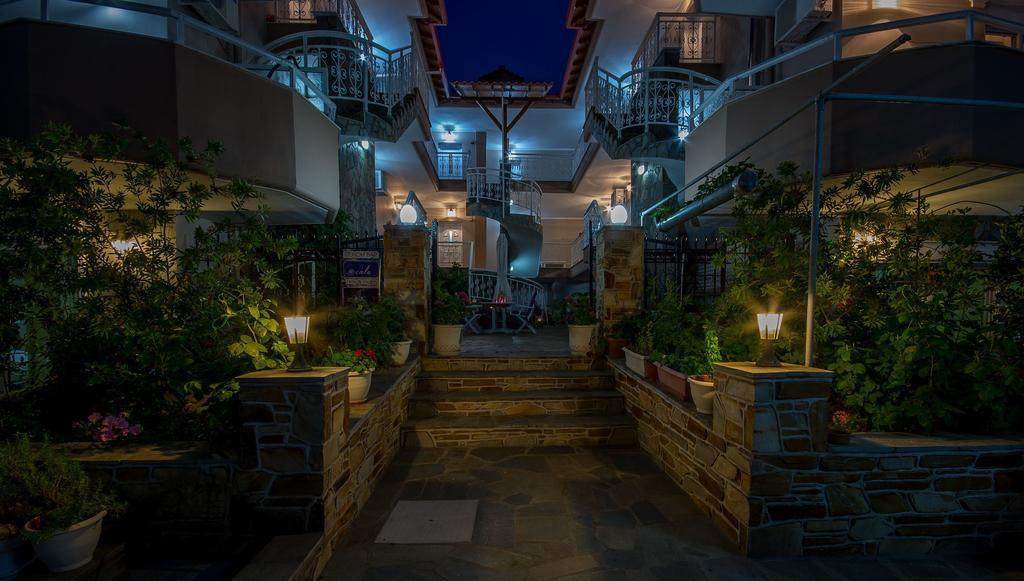 Sky Hotel Sarti Exterior photo