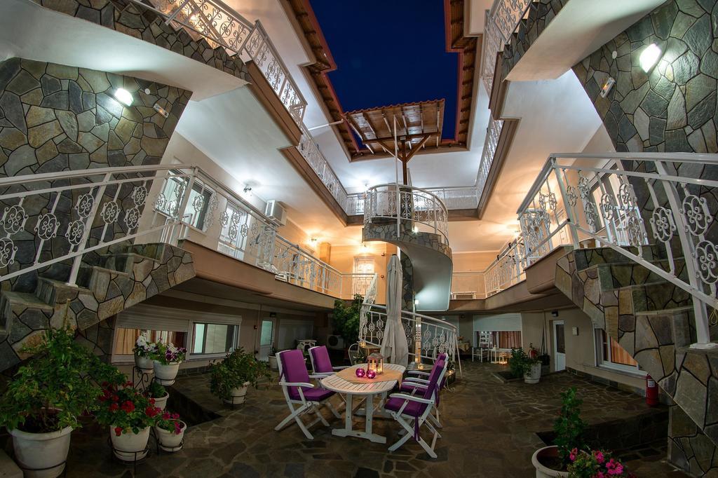 Sky Hotel Sarti Exterior photo