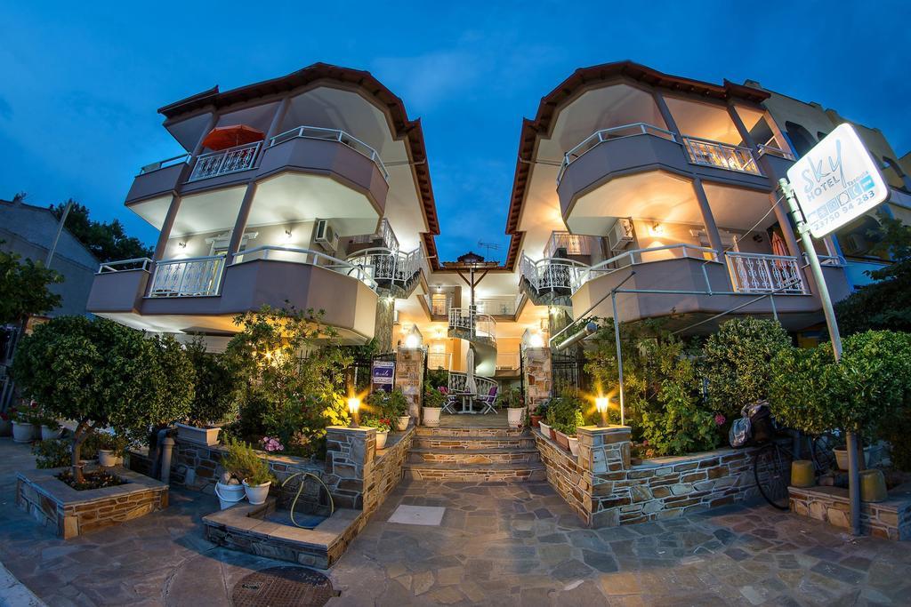 Sky Hotel Sarti Exterior photo