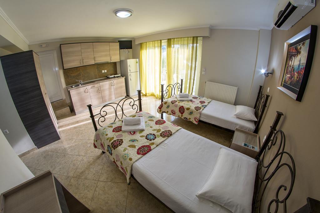 Sky Hotel Sarti Exterior photo